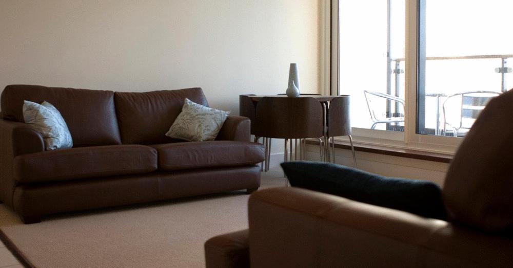 Bayview Apartments Sports Village Cardiff Free Parking & Free Wi Fi Bilik gambar